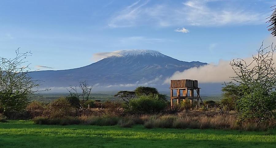 Aa Lodge Amboseli-Nationalpark Exterior foto